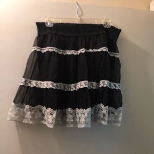 Black/White Mini